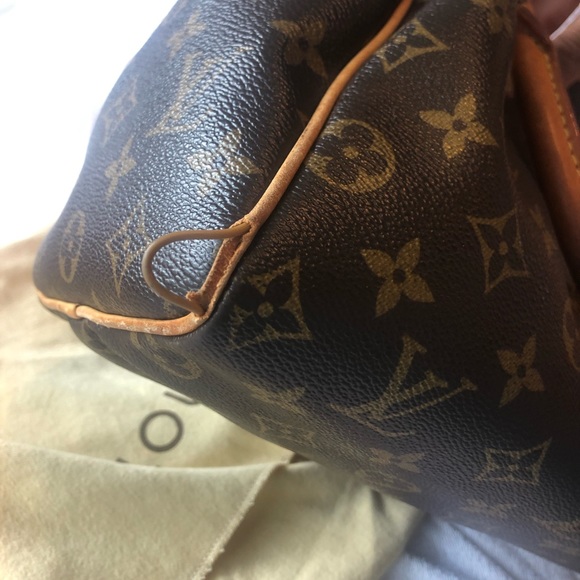 AUTHENTIC Louis Vuitton Speedy 25 - Picture 3 of 5